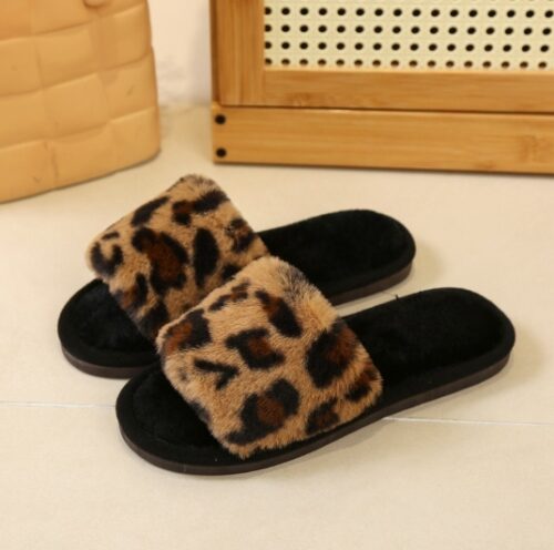 Leopard Plush Slippers (Opp Bag) MOQ:1 B0X - Tradedubai.ae Wholesale B2B Market Leopard Plush Slippers (Opp Bag) MOQ:1 B0X - Tradedubai.ae Wholesale B2B Market