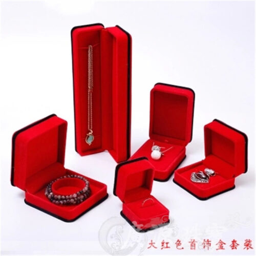 NECKLACE BOX Red Color Velvet Jewelry Box Set of 12 Piece 2 - Tradedubai.ae Wholesale B2B Market - Tradedubai.ae Wholesale B2B Market