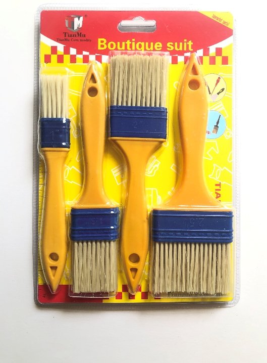 592 Four Brushes MOQ:1 B0X 592 Four Brushes MOQ:1 B0X