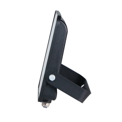 EK100W LED Flood Light for lighting large areas such as parking lots, gardens, warehouses, and commercial spaces. - Image 2