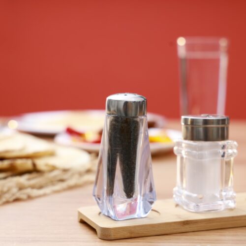 Royalford RF10077 Crystalia Pepper Shaker | Removeable Lid | Salt & Pepper Shaker | Beautiful Design with Comfortable Hold | Ideal to Store Salt, Spices, Pepper for Easy & Quick Shake - Image 3