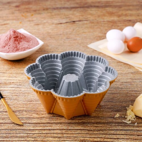 Royalford Tower Cake Mould, 21cm RF10194 | Aluminium Non-Stick Coating | Oven Safe | 3mm Thickness | Reusable Mould For Baking And Much More - Image 4