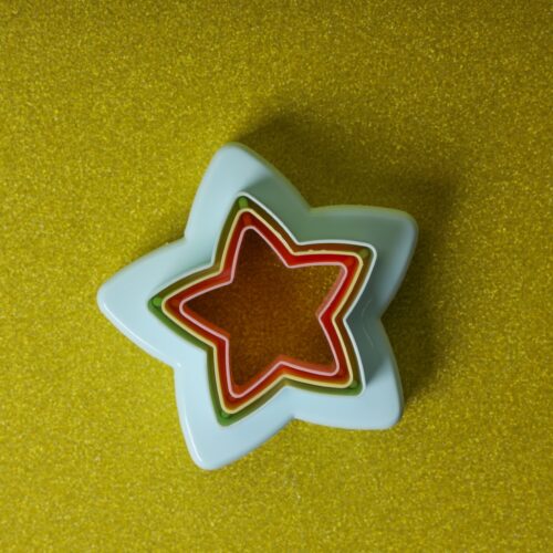Royalford Star Double Side Cookie Cutter- 3 pieces | RF10964 | Double Side Cookie and Fondant Cutter| Baking Tools and Accessories| Suitable for Biscuits, Cakes, Empanadas| Polypropylene Cutter| Multi-Color - Image 4