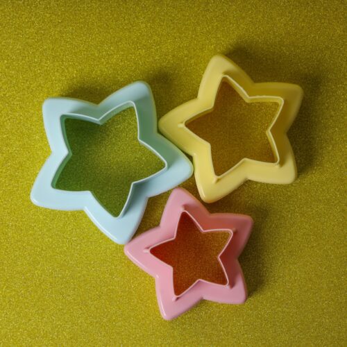 Royalford Star Double Side Cookie Cutter- 3 pieces | RF10964 | Double Side Cookie and Fondant Cutter| Baking Tools and Accessories| Suitable for Biscuits, Cakes, Empanadas| Polypropylene Cutter| Multi-Color - Image 5