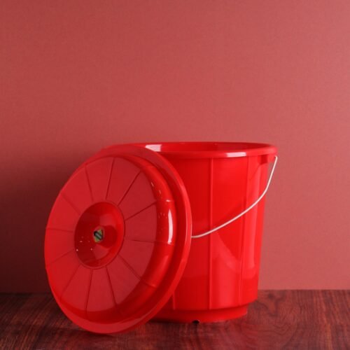 Royalford 25 L Plastic Bucket with Lid- RF11716| Multi-Purpose Utility Bucket with a Lid and steel Handle| Break-Resistant, Light-Weight, Durable and Stylish Construction| Perfect for bathroom, kitchen| Red - Image 4
