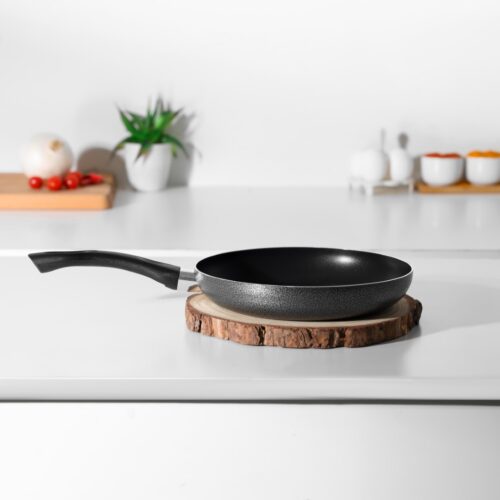 Royalford 20 CM Aluminum Fry Pan- RF11856| Strong Aluminum Body With Non-Stick Coating And Bakelite Handle| Compatible With Hot Plate, Halogen, Ceramic And Gas Stovetops| Perfect For Frying, Sauting, Tempering| Black - Image 4