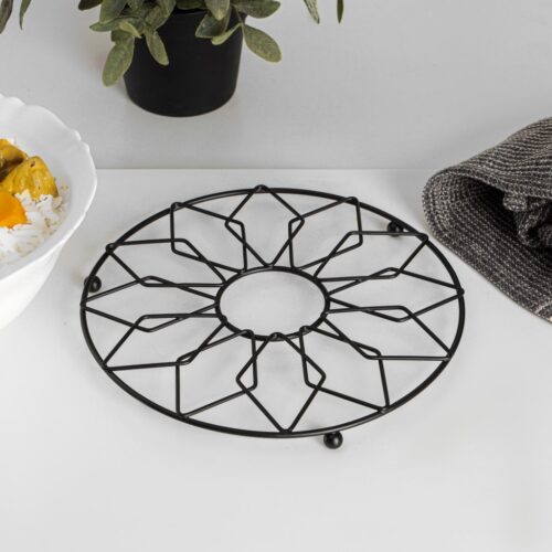 Royalford Trivet Round Ring- RF12447/ 20 cm Iron Heat Pad for Hot Utensils, Pot, Heat-Resistant Stand/ for Dining Table and Kitchen Countertops, Dishwasher Safe/ Black - Image 5
