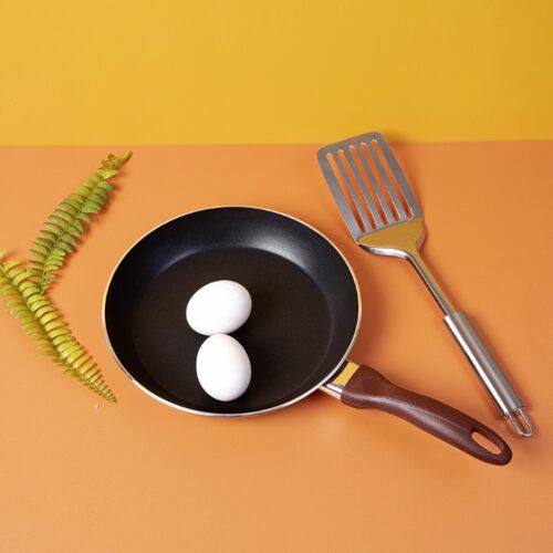 Royalford RF1754-FPSET 2Pcs Aluminium Fry Pan 28 & 22 Cm – Non-Stick Coating with Ergonomic Handle | Dishwasher Safe | 2.5mm Thick Induction Base | Ideal for Frying, Sauting, Stir-Frying - Image 4