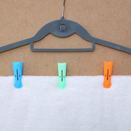 Multi-Purpose 12 Pieces Cloth Clip- Royalford RF5281 - Image 3