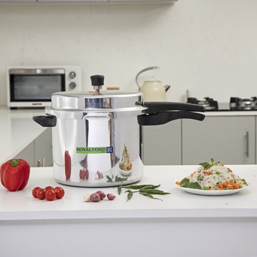 Royalford RF5929 10L Aluminium Induction Base Pressure Cooker – Lightweight & Durable Cooker with Lid, Cool Touch Handle and Safety Valves – Ideal for Gas and Solid Hotplates | 5 Years Warranty - Image 5