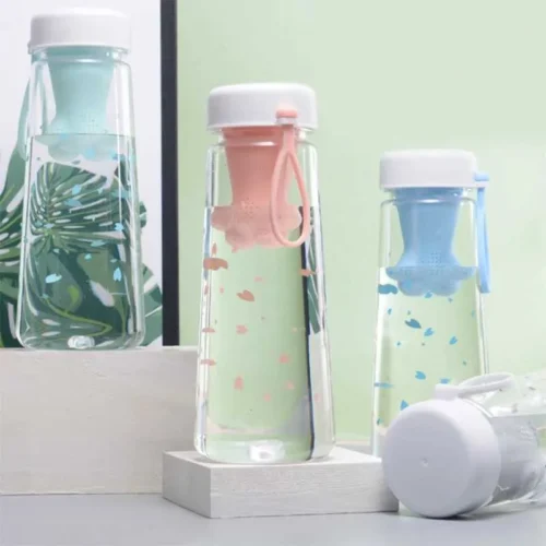 550ml Water Bottle, Creative Cute Cat Claw Tea Filter Plastic Cup Cute Cherry Blossom Portable Leak-Proof Sports Bottle- Blue